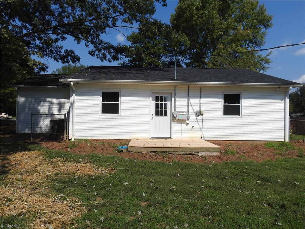 326 Ridgecrest Drive King, NC 27021 - Photo 21 of 22 Gallery Image 21