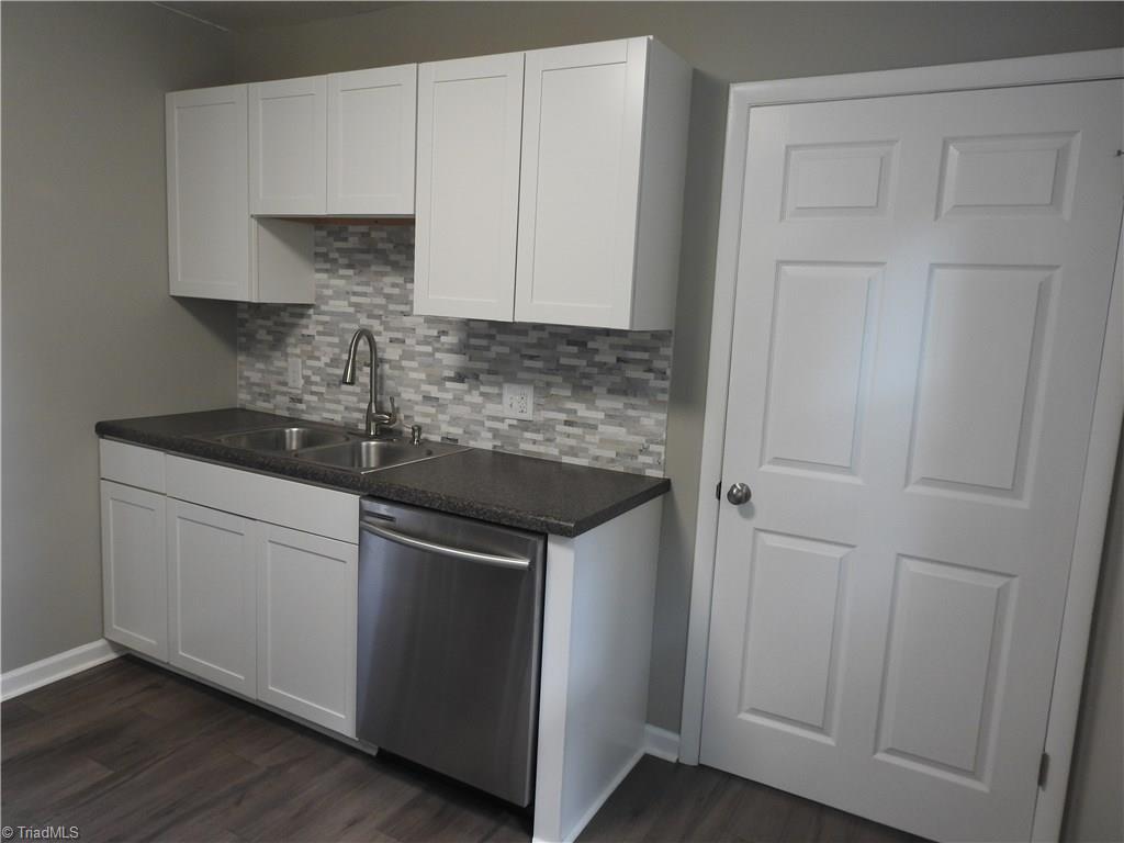 326 Ridgecrest Drive King, NC 27021 - Photo 6 of 22 Gallery Image 6