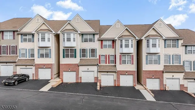 $409,999 | 41 Conover Terrace, Lebanon, NJ 08833