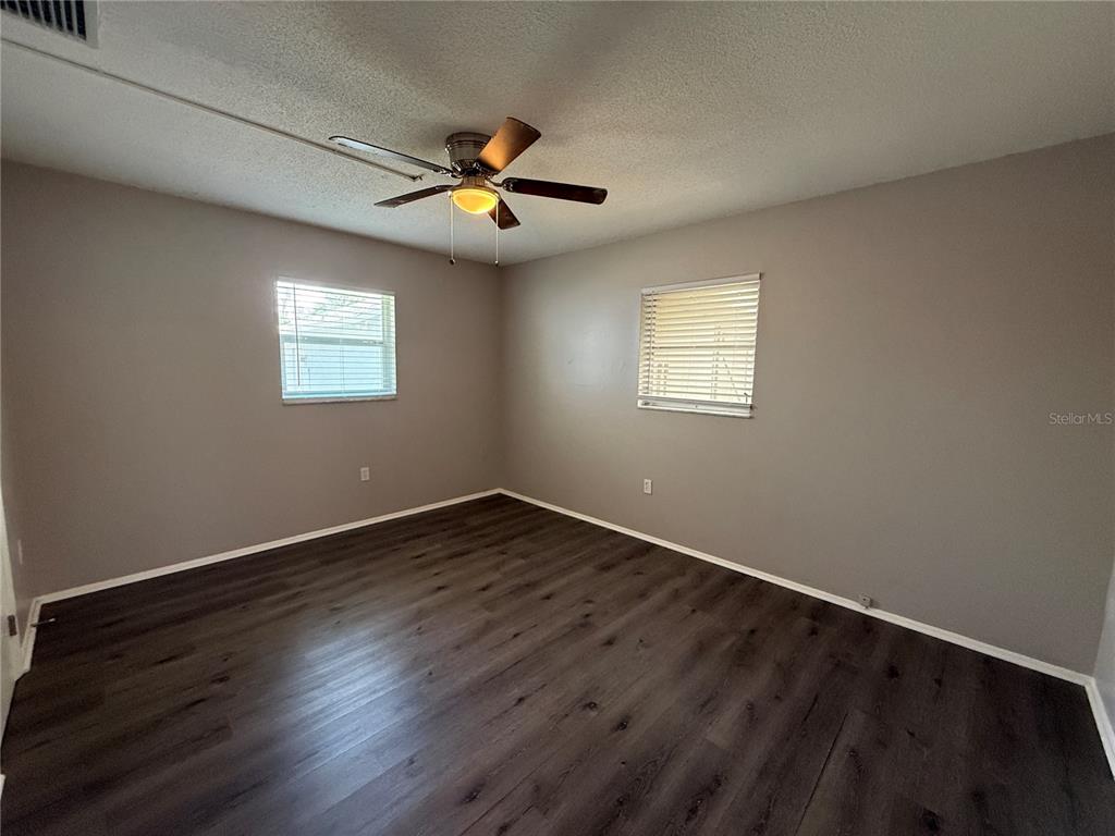 364 Briarwood Road Venice, FL 34293 - Photo 10 of 20