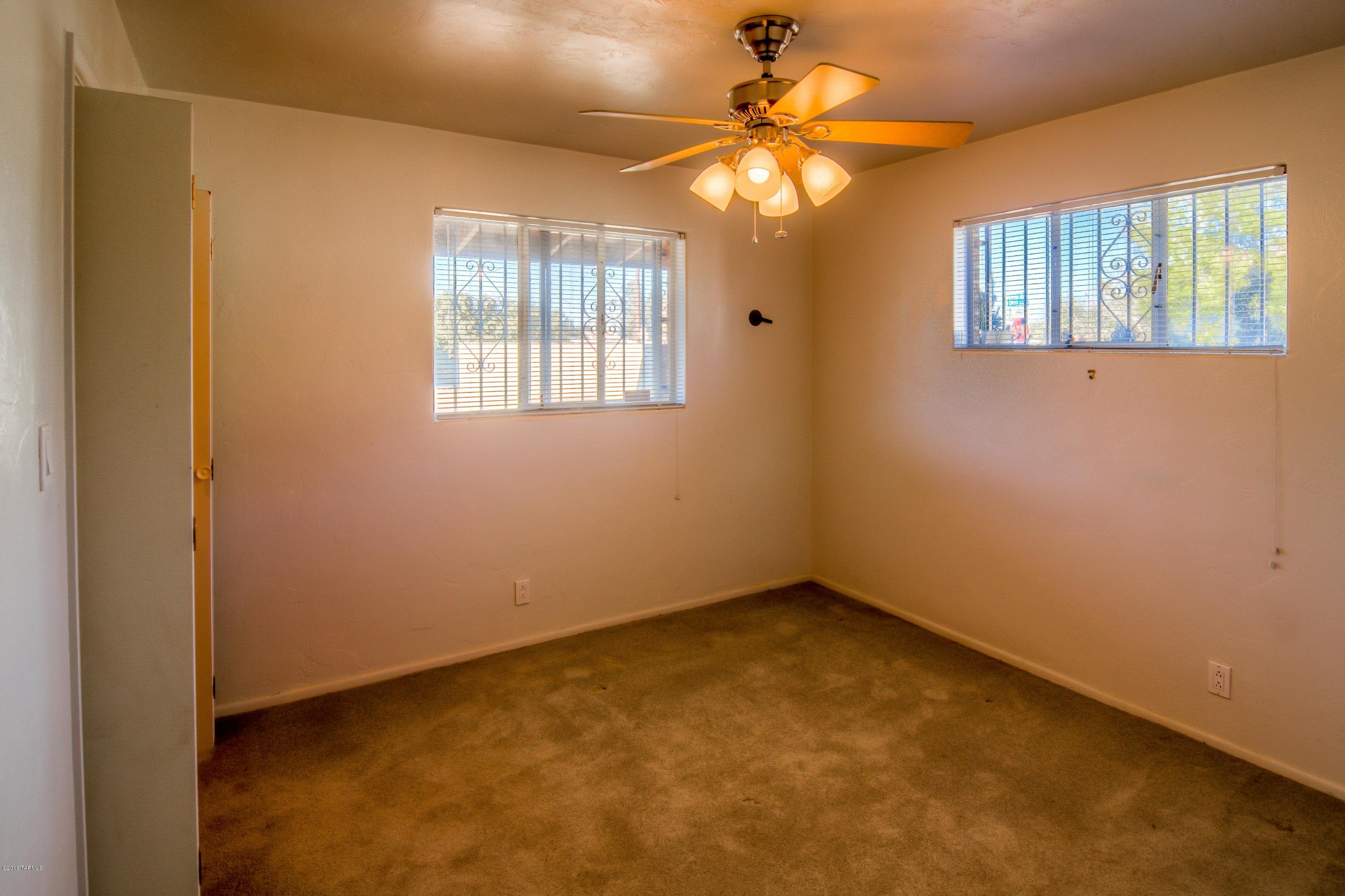 3550 North Olive Road Tucson, AZ 85719 - Photo 31 of 45