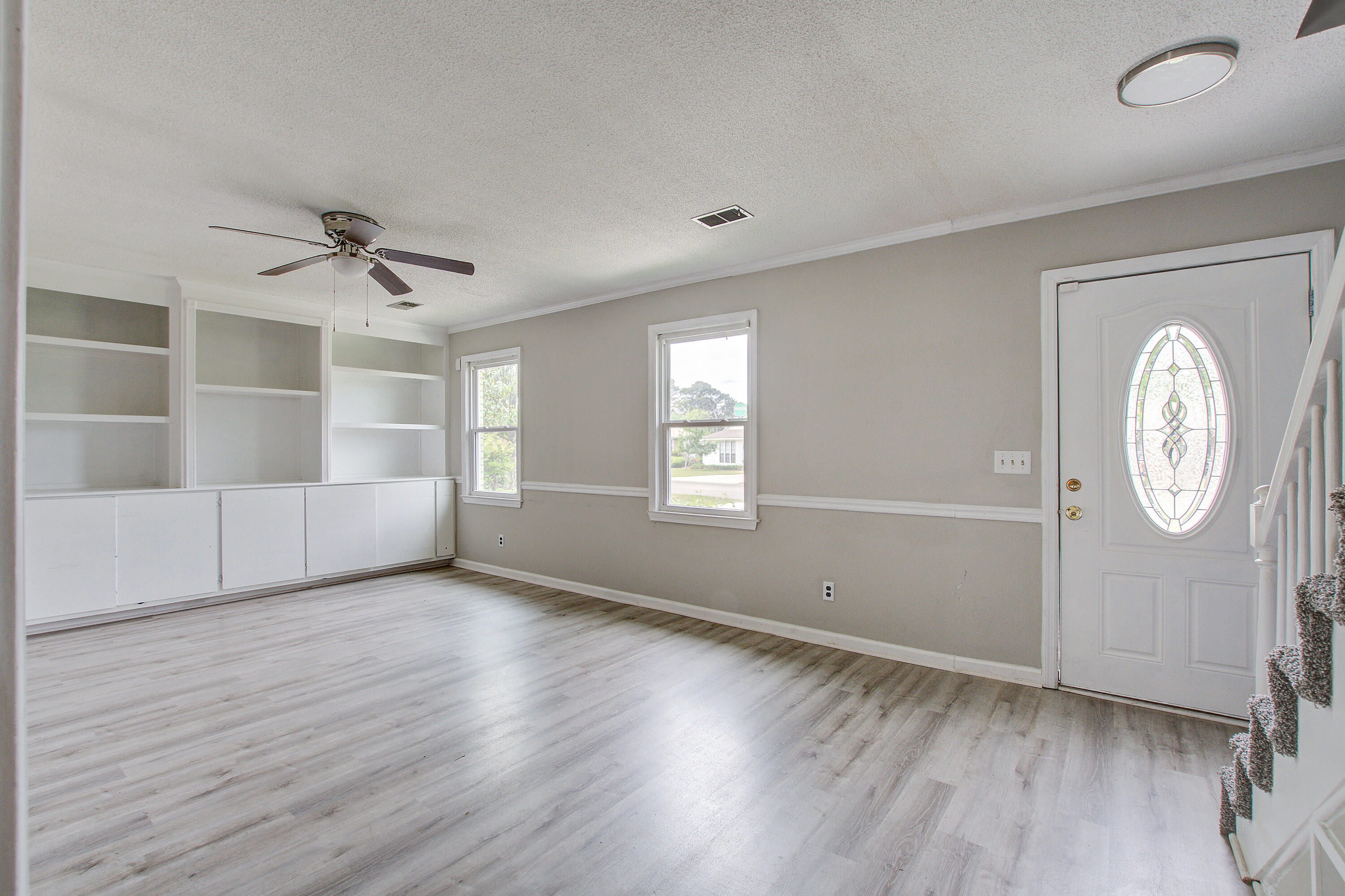 123 Wheeler Road Summerville, SC 29486 - Photo 2 of 41 123 (8)