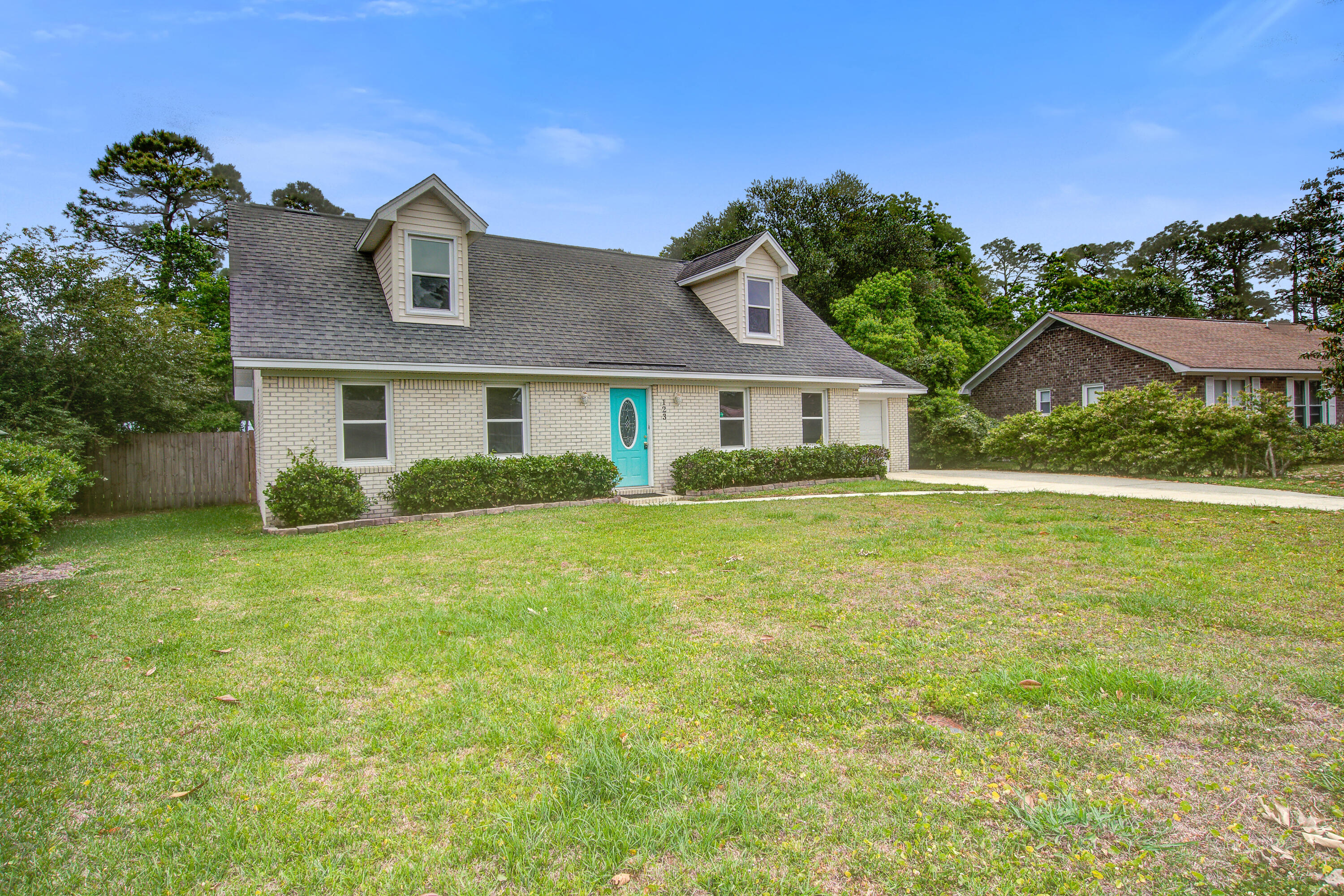 123 Wheeler Road Summerville, SC 29486 - Photo 36 of 41 123 (2)