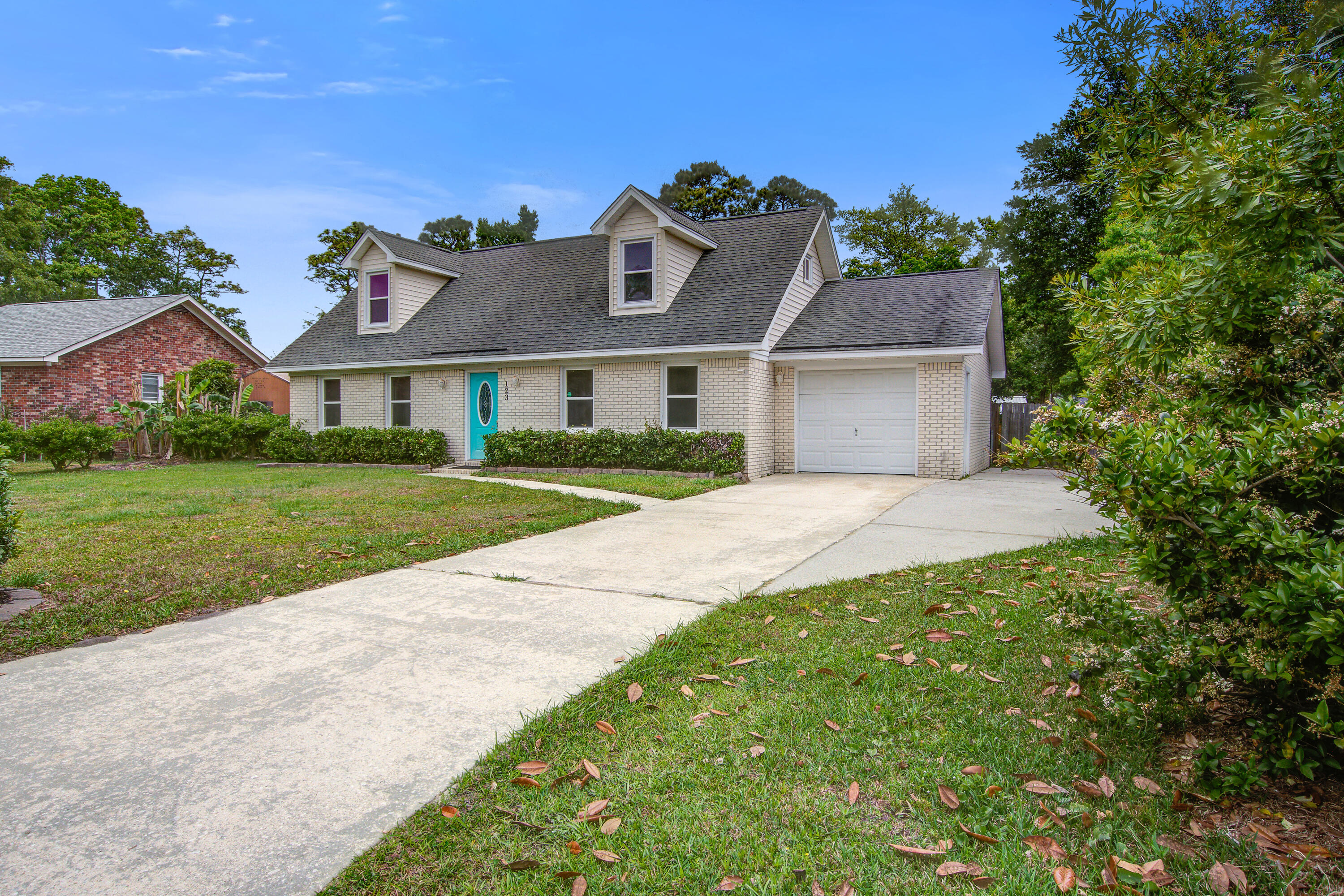 123 Wheeler Road Summerville, SC 29486 - Photo 37 of 41 123 (3)