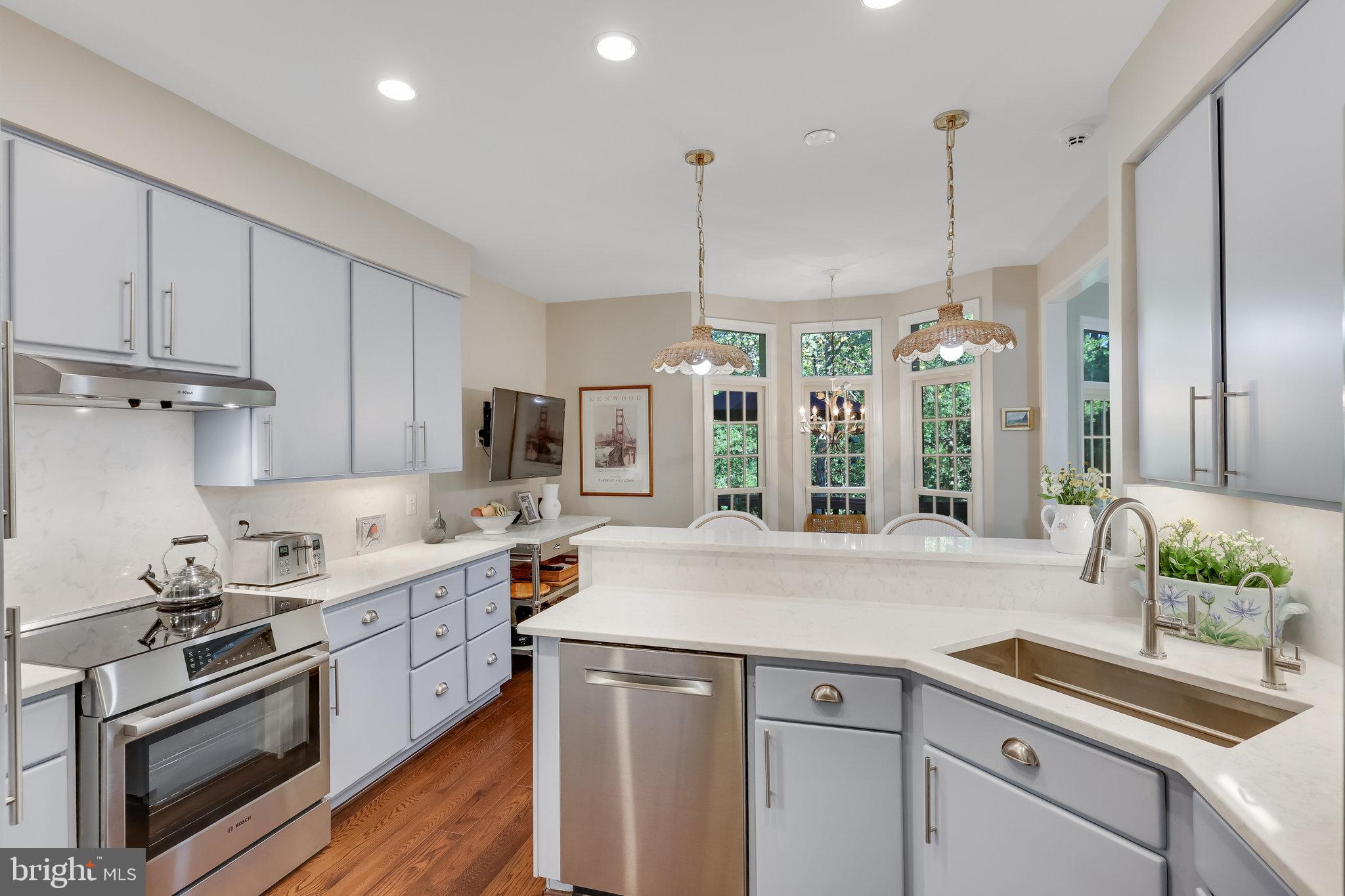 11410 Hollow Timber Way Reston, VA 20194 - Photo 13 of 55