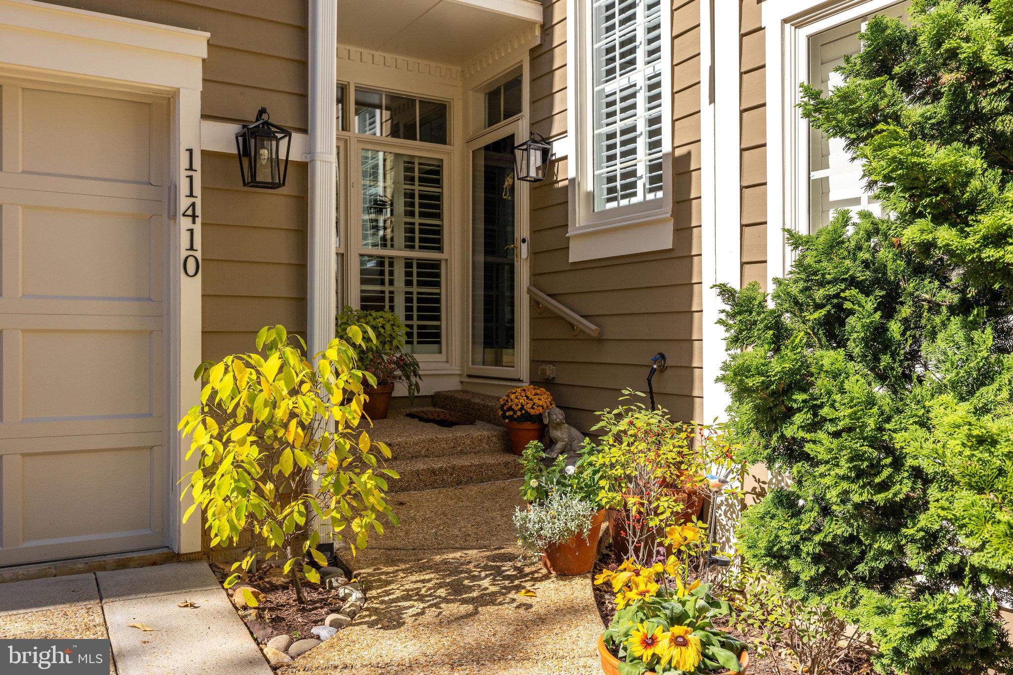 11410 Hollow Timber Way Reston, VA 20194 - Photo 2 of 55