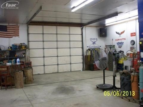 8454 Henderson Road Goodrich, MI 48438 - Photo 55 of 77 20354771-55.JPG