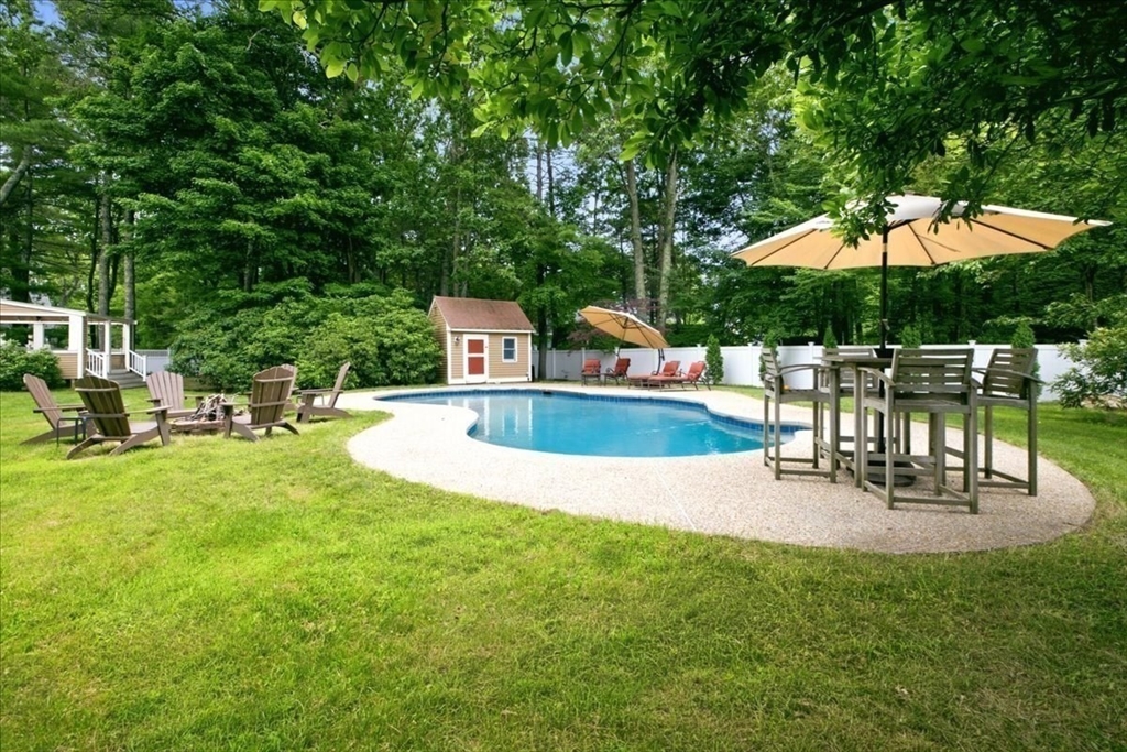 36 Wagon Road Walpole, MA 02081 - Photo 34 of 42