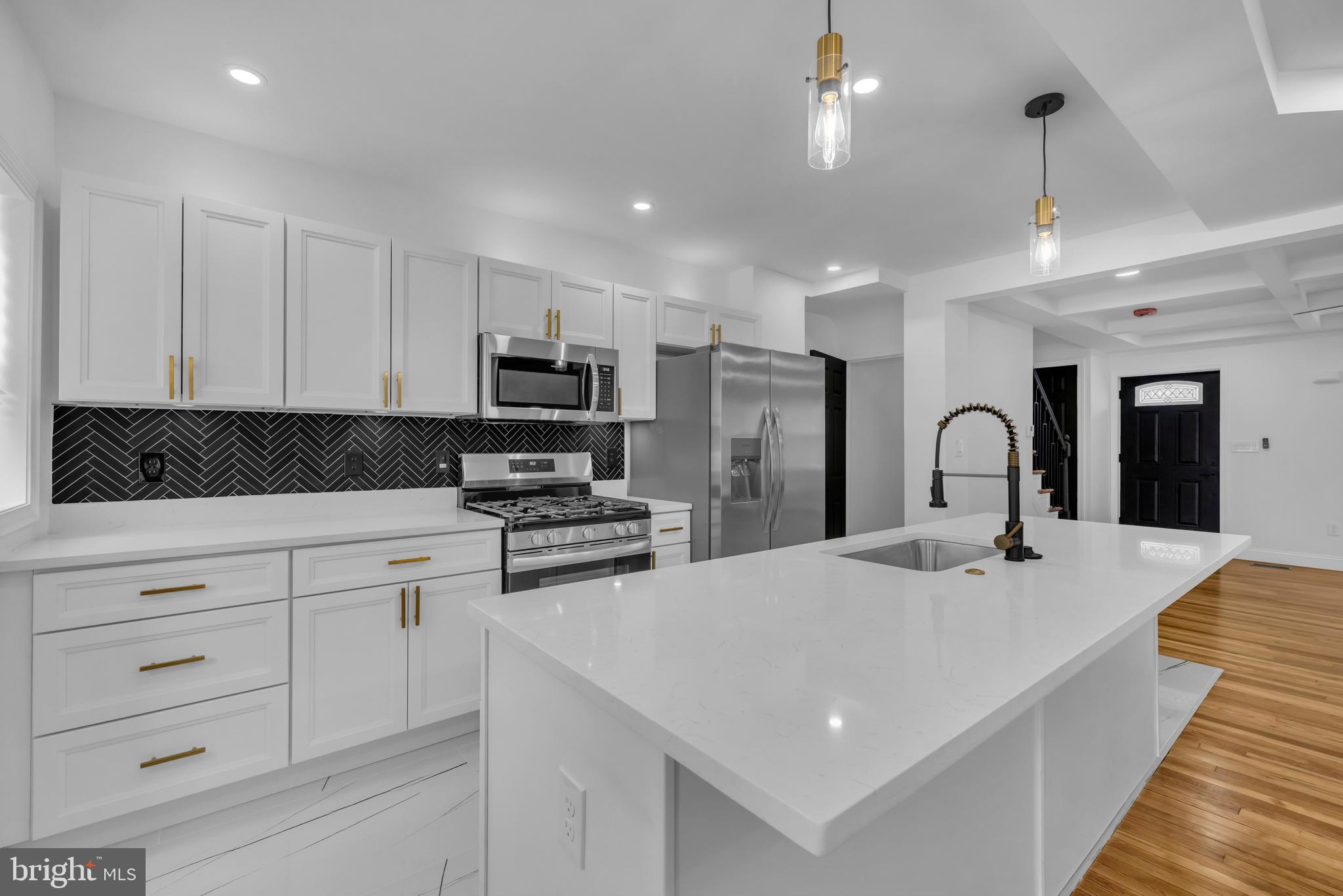 1537 Stonewood Road Baltimore, MD 21239 - Photo 11 of 50 Gallery Image 11