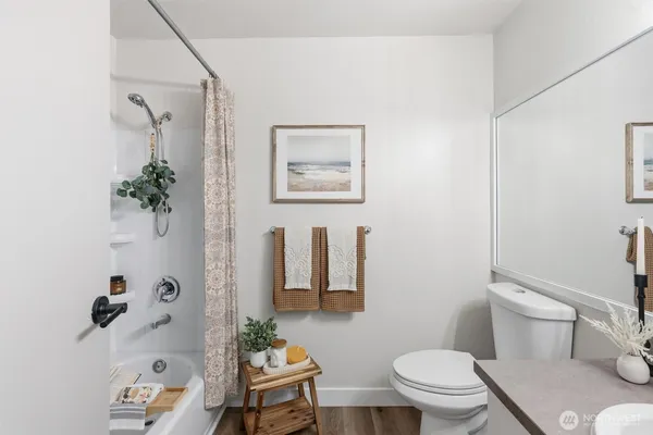 $275,000 | 5300 Harbour Pointe Boulevard, Unit 309A, Mukilteo, WA 98275