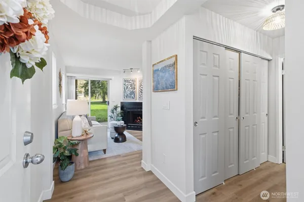 $275,000 | 5300 Harbour Pointe Boulevard, Unit 309A, Mukilteo, WA 98275