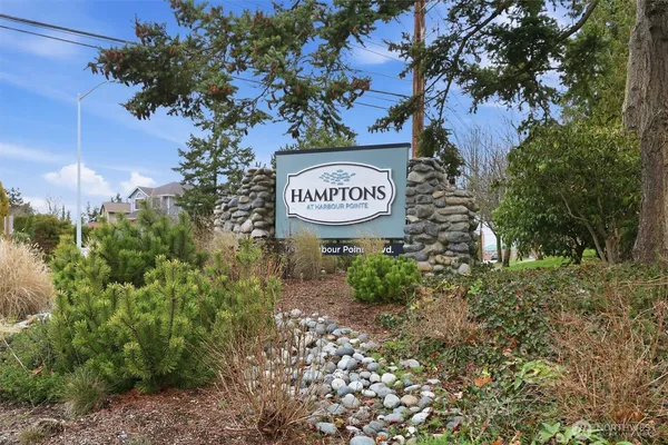 $275,000 | 5300 Harbour Pointe Boulevard, Unit 309A, Mukilteo, WA 98275