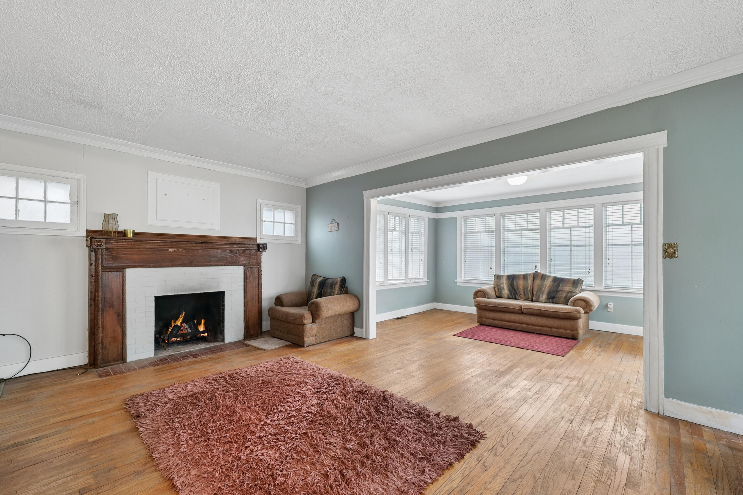 568 Johnson Street Gary, IN 46402 - Photo 8 of 24 2500x1666