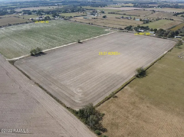 $867,000 | 343 Maurice La, Maurice, LA 70555