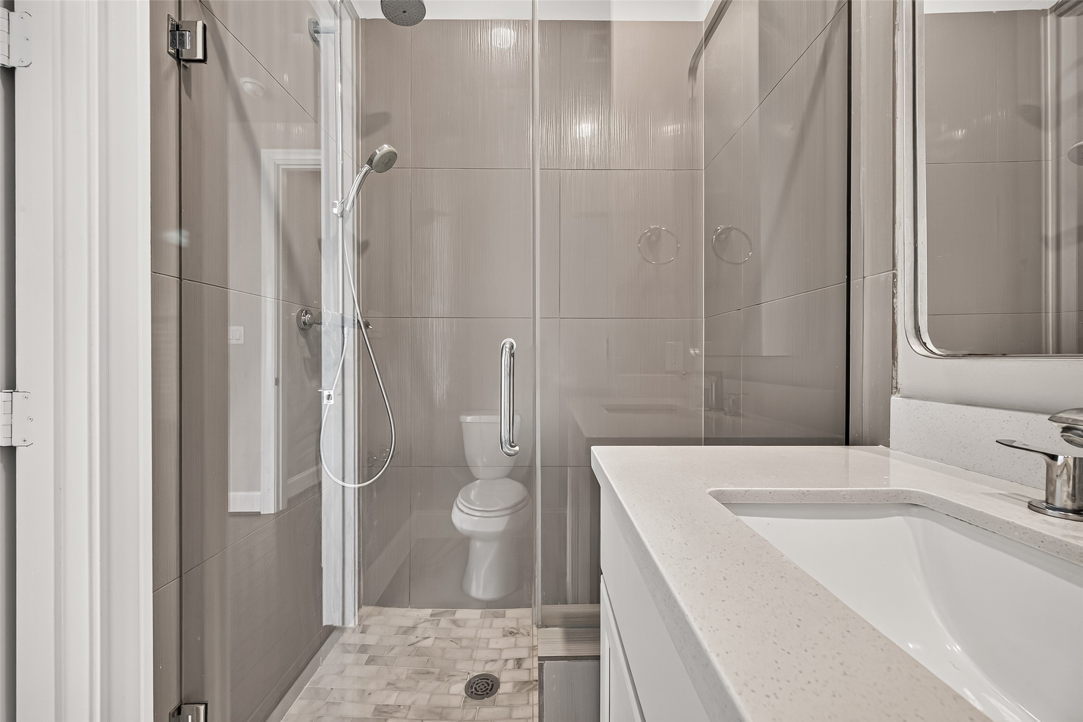 9656 Knight Road Houston, TX 77045 - Photo 23 of 37 Gallery Image 23