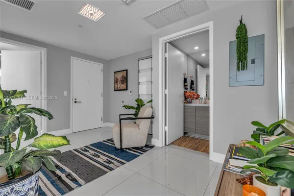 $7,000 | 460 Northeast 28th Street, Unit 1708, Miami, FL 33137