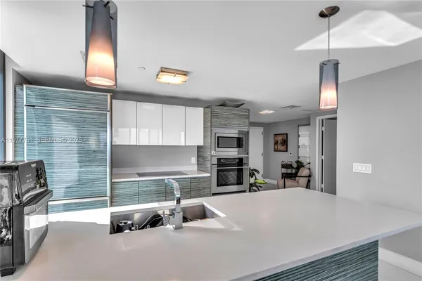 $7,000 | 460 Northeast 28th Street, Unit 1708, Miami, FL 33137