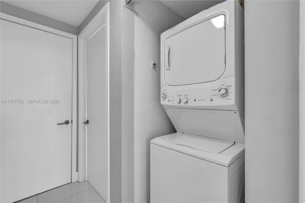 $7,000 | 460 Northeast 28th Street, Unit 1708, Miami, FL 33137