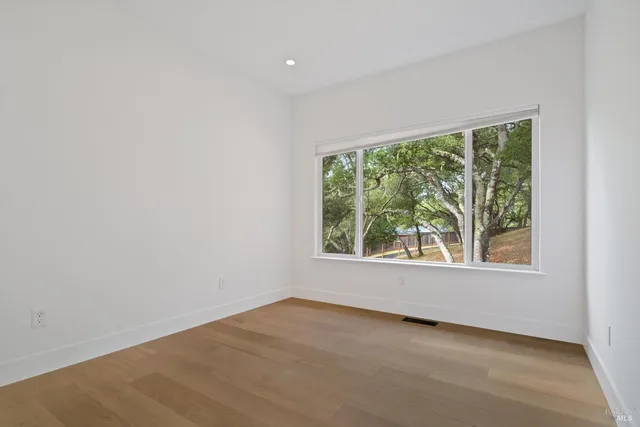 $2,250,000 | 9400 Chalk Hill Road, Healdsburg, CA 95448