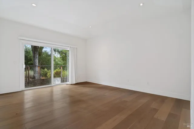 $2,250,000 | 9400 Chalk Hill Road, Healdsburg, CA 95448