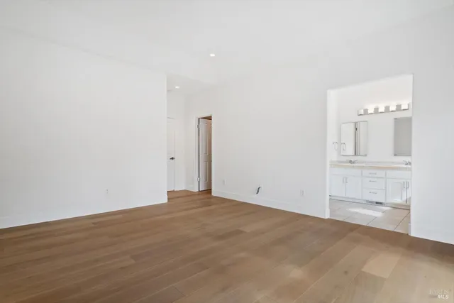 $2,250,000 | 9400 Chalk Hill Road, Healdsburg, CA 95448