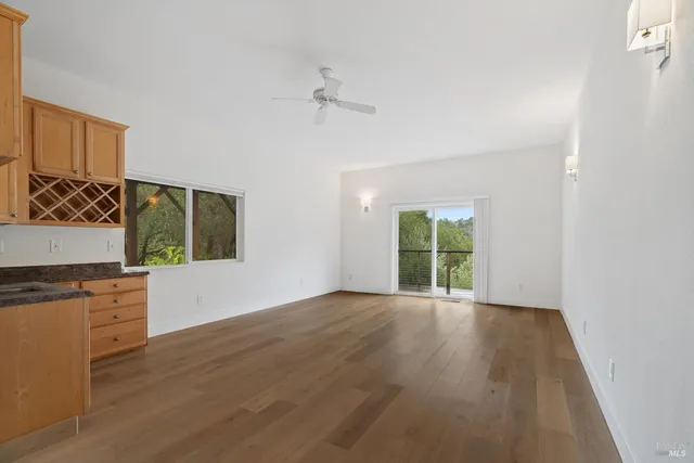 $2,250,000 | 9400 Chalk Hill Road, Healdsburg, CA 95448