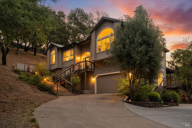 $2,250,000 | 9400 Chalk Hill Road, Healdsburg, CA 95448