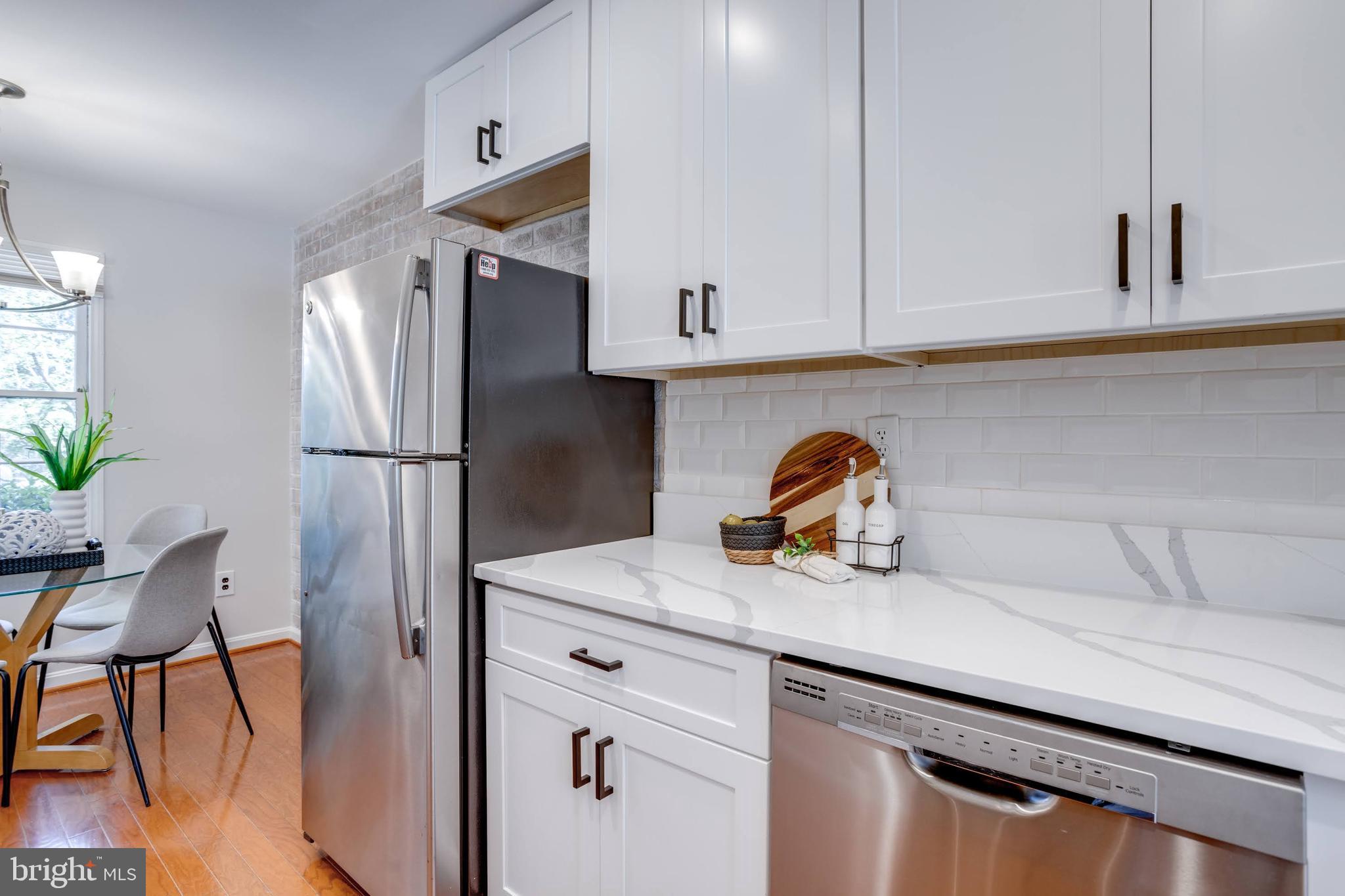 8553 Barrington Court, Unit 923 Springfield, VA 22152 - Photo 13 of 32