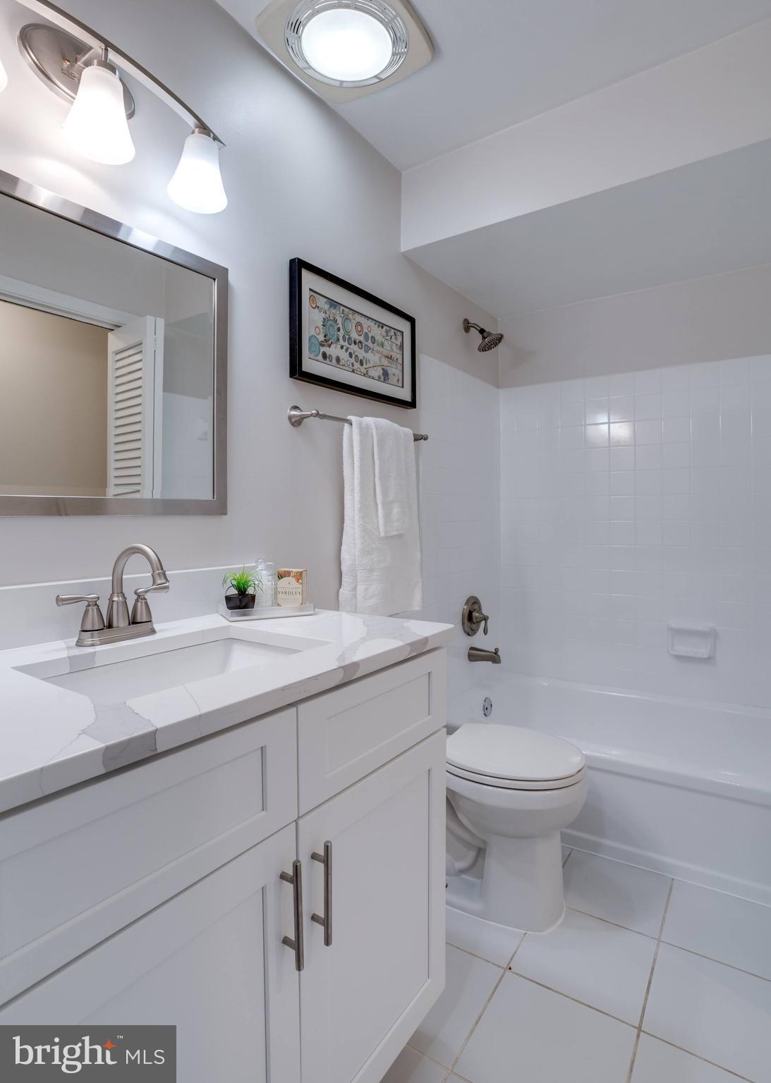 8553 Barrington Court, Unit 923 Springfield, VA 22152 - Photo 25 of 32