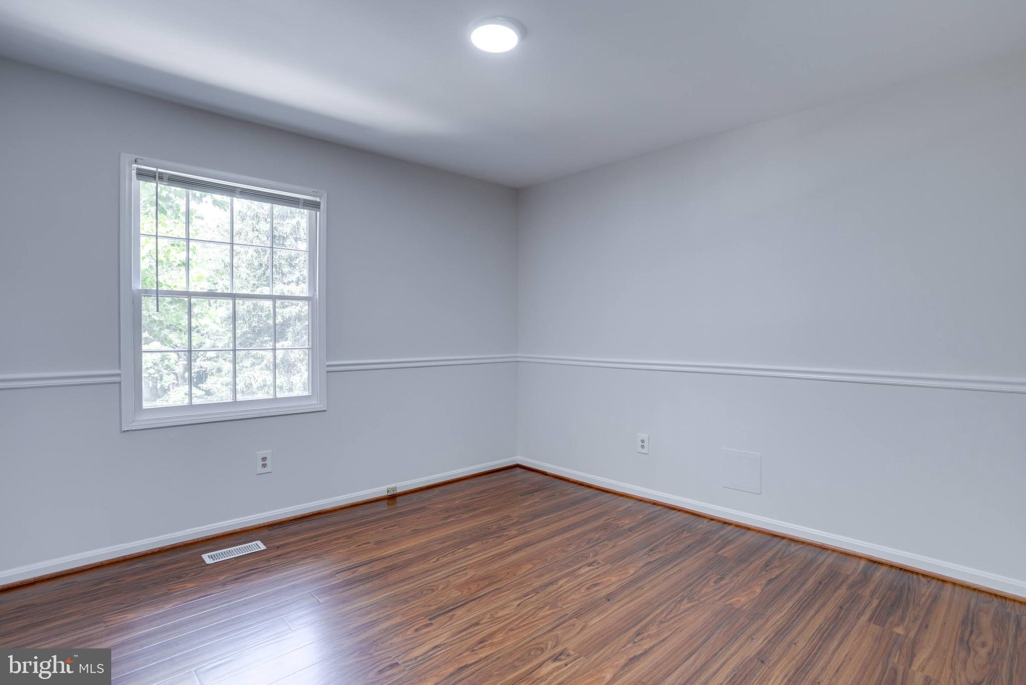 8553 Barrington Court, Unit 923 Springfield, VA 22152 - Photo 26 of 32