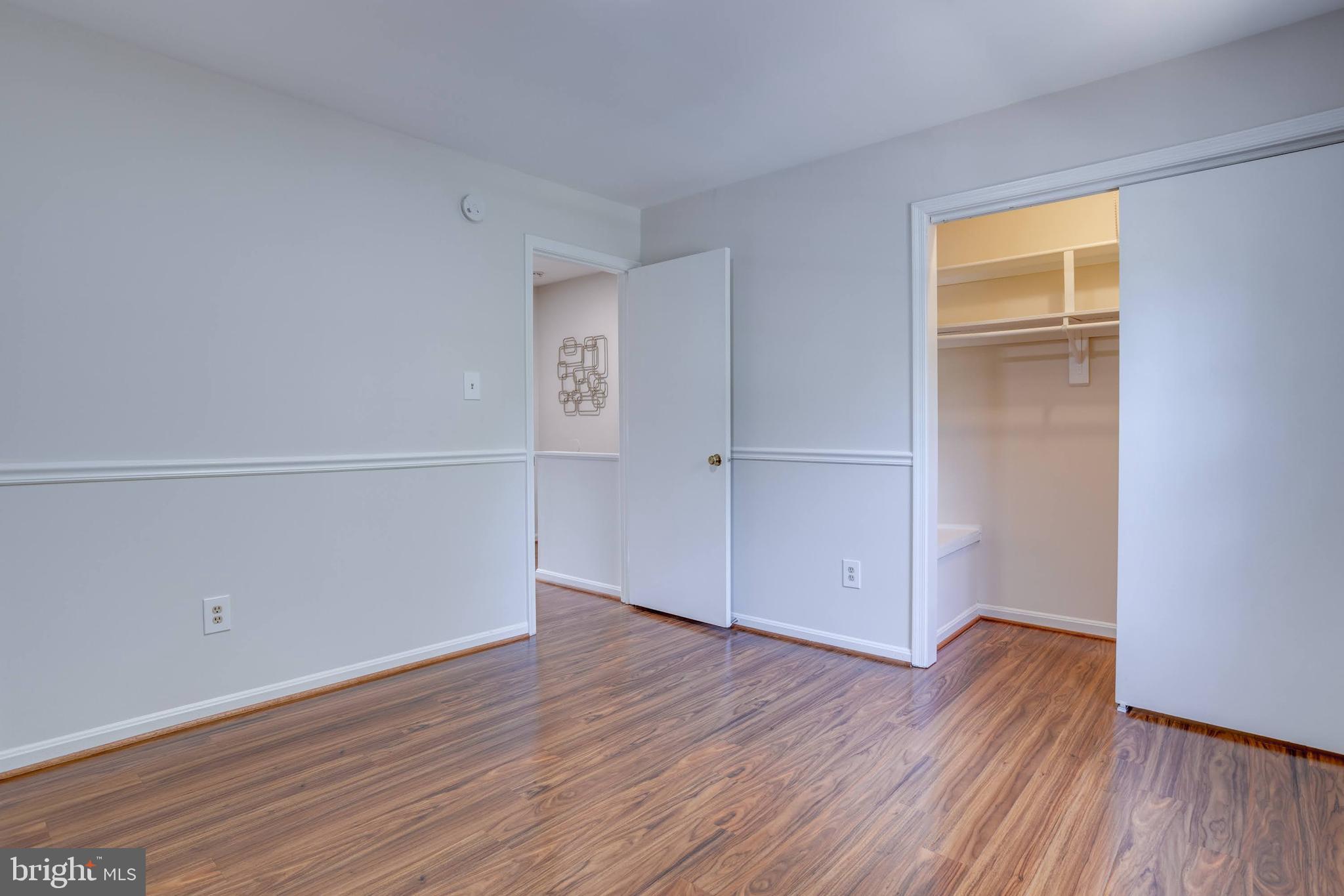 8553 Barrington Court, Unit 923 Springfield, VA 22152 - Photo 27 of 32