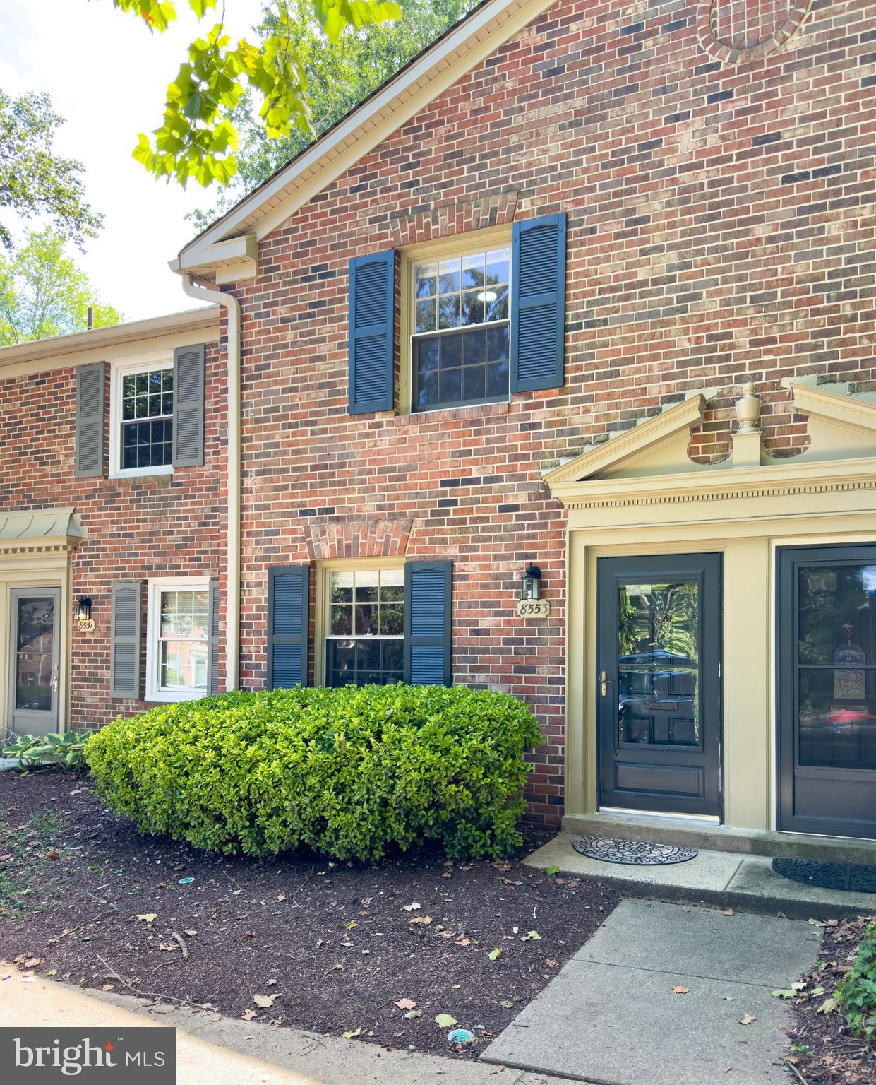 8553 Barrington Court, Unit 923 Springfield, VA 22152 - Photo 6 of 32