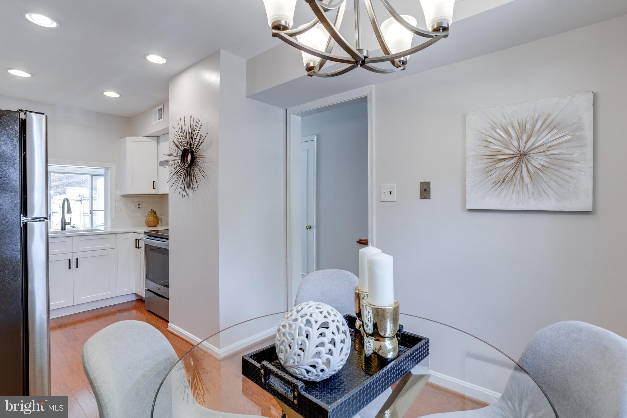 8553 Barrington Court, Unit 923 Springfield, VA 22152 - Photo 9 of 32