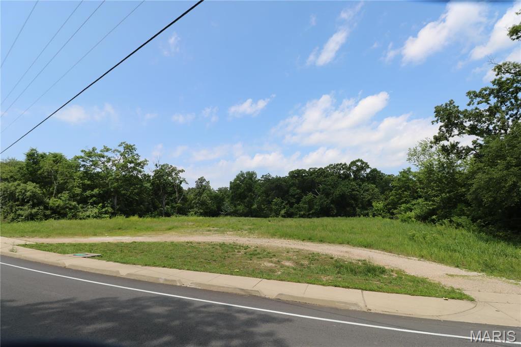 1019 East Springfield Road Sullivan, MO 63080 - Photo 3 of 16