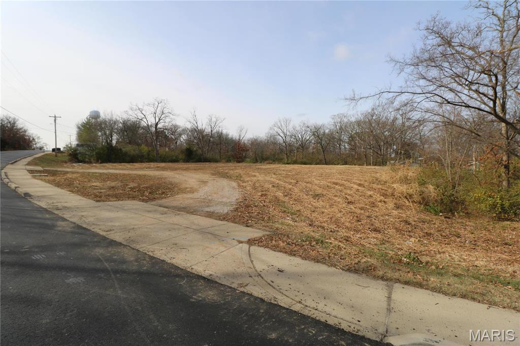 1019 East Springfield Road Sullivan, MO 63080 - Photo 7 of 16