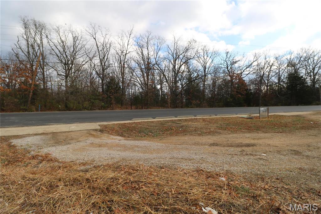 1019 East Springfield Road Sullivan, MO 63080 - Photo 9 of 16