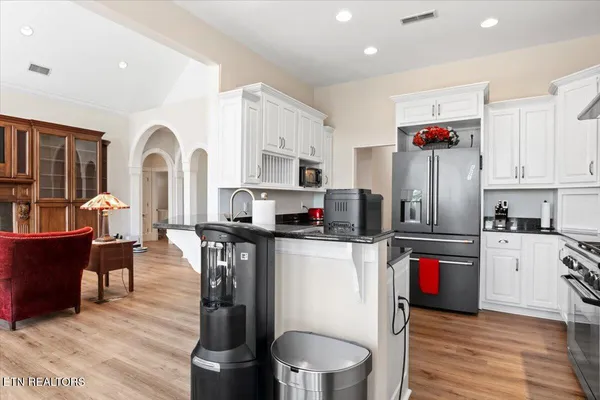 $749,000 | 145 Brave Drive, Oneida, TN 37841
