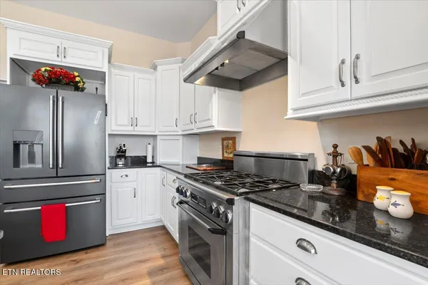 $749,000 | 145 Brave Drive, Oneida, TN 37841