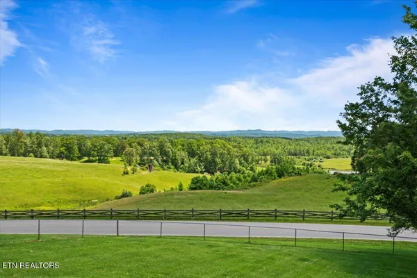 $749,000 | 145 Brave Drive, Oneida, TN 37841