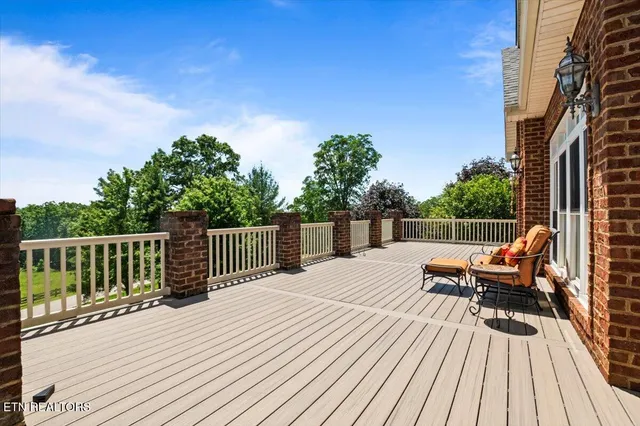 $780,000 | 145 Brave Drive, Oneida, TN 37841