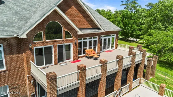 $749,000 | 145 Brave Drive, Oneida, TN 37841