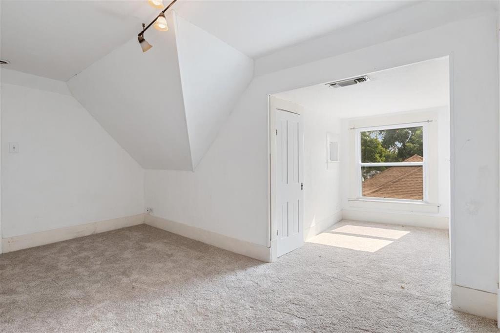 1123 West Gandy Street Denison, TX 75020 - Photo 29 of 38