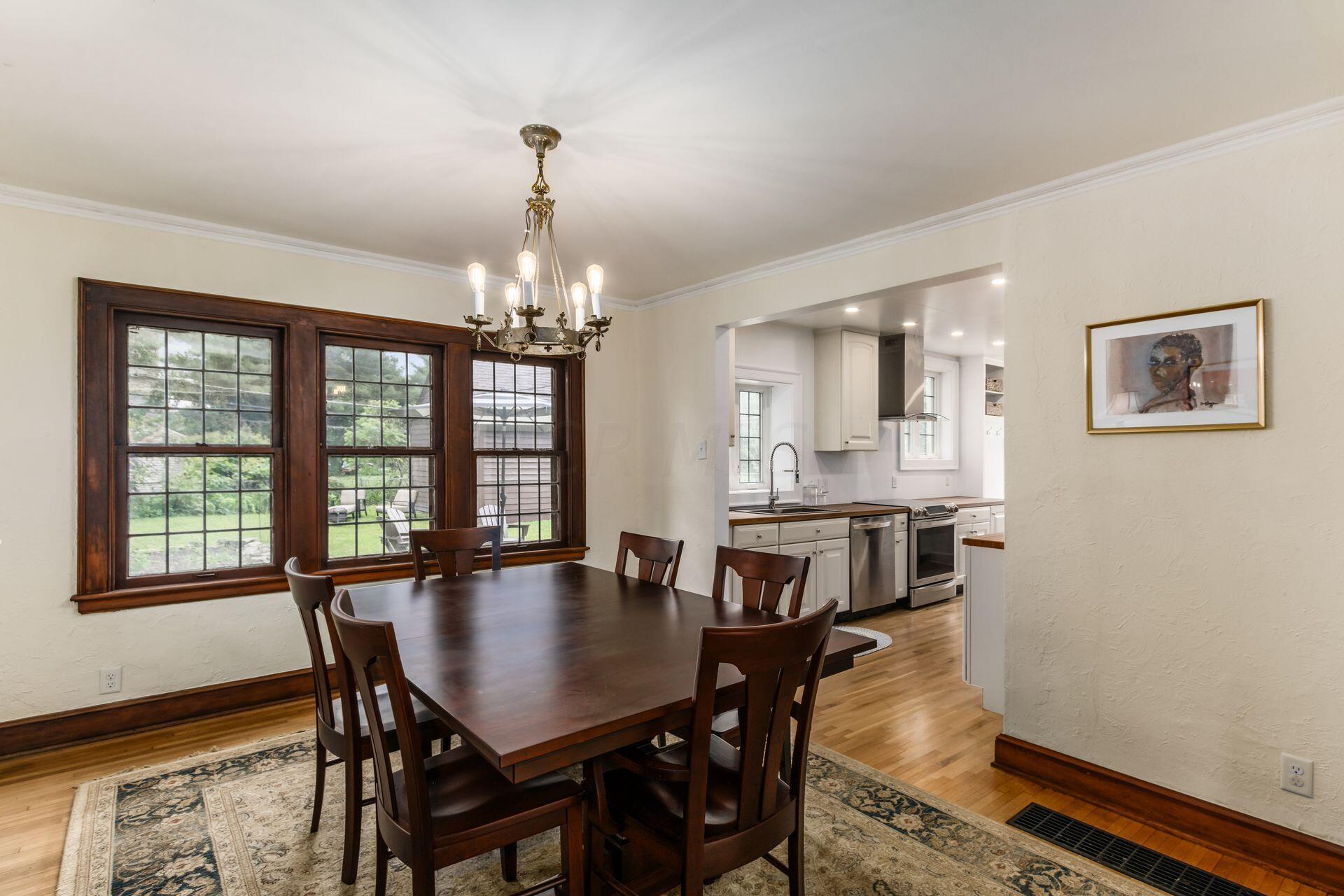 241 North Nelson Road Columbus, OH 43219 - Photo 19 of 73 Dining Room