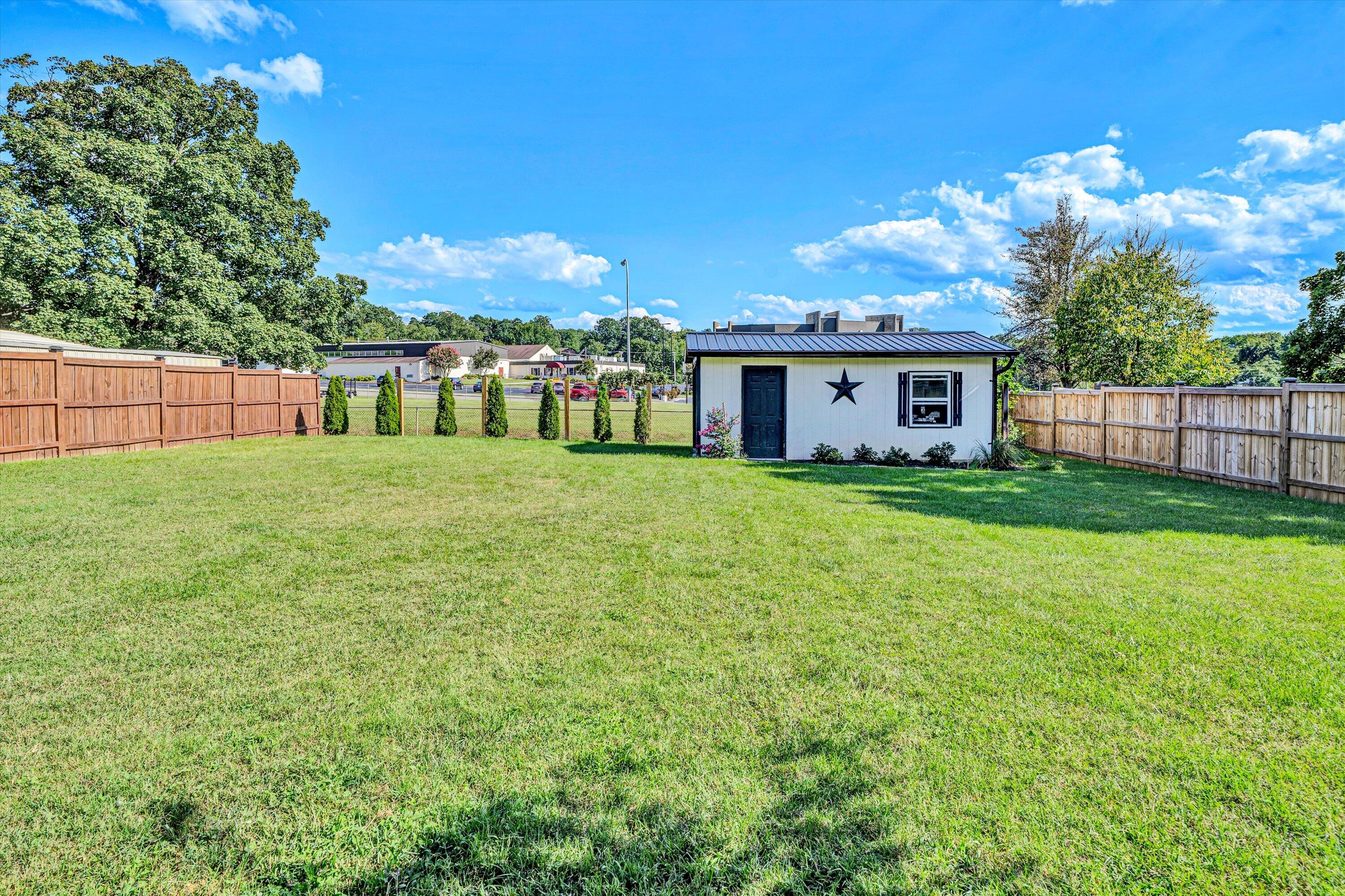 1668 Reece Road Salem, VA 24153 - Photo 41 of 47 40-SGP-00817