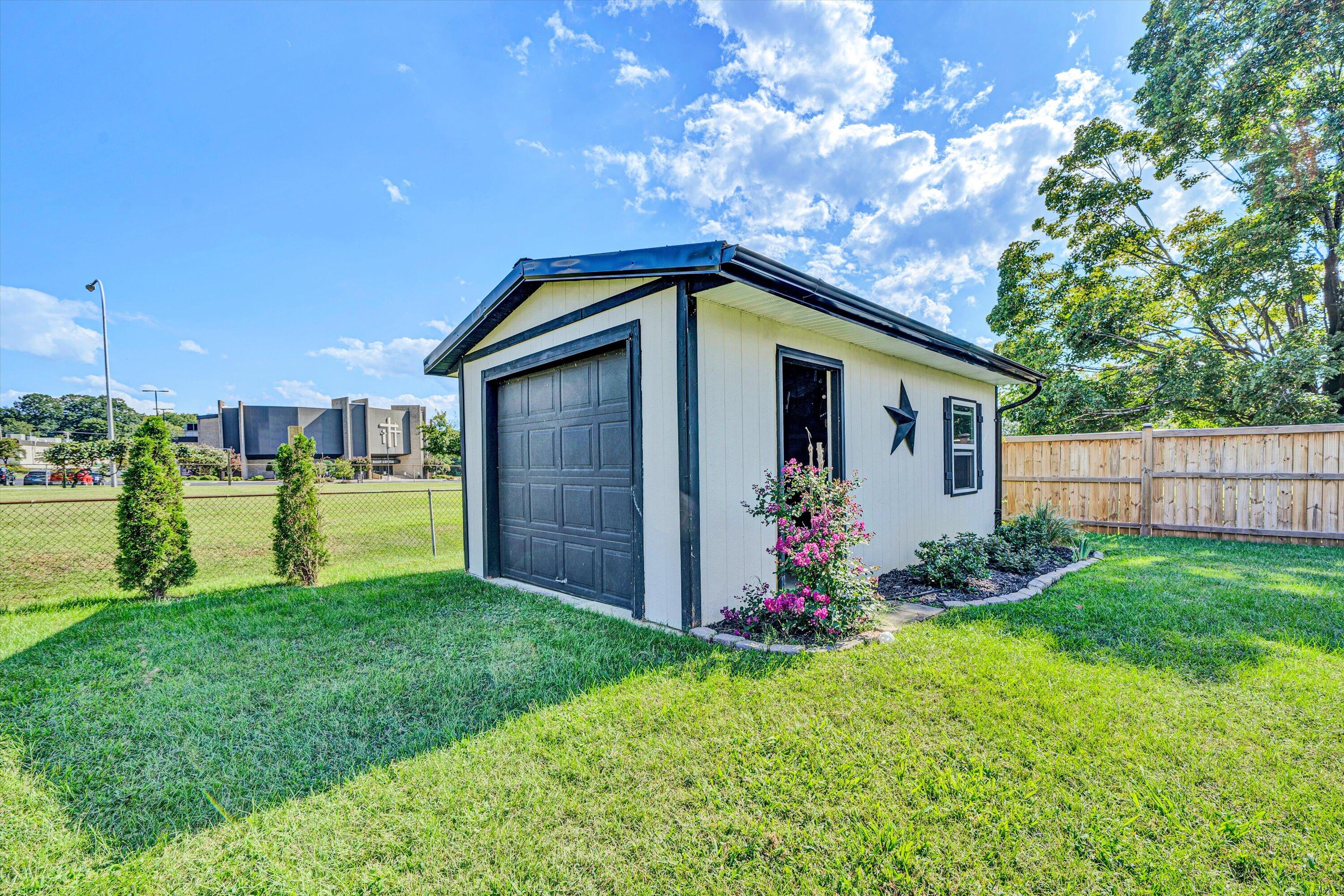 1668 Reece Road Salem, VA 24153 - Photo 42 of 47 41-SGP-00799