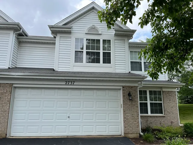 $2,600 | 2737 Borkshire Lane, Aurora, IL 60502