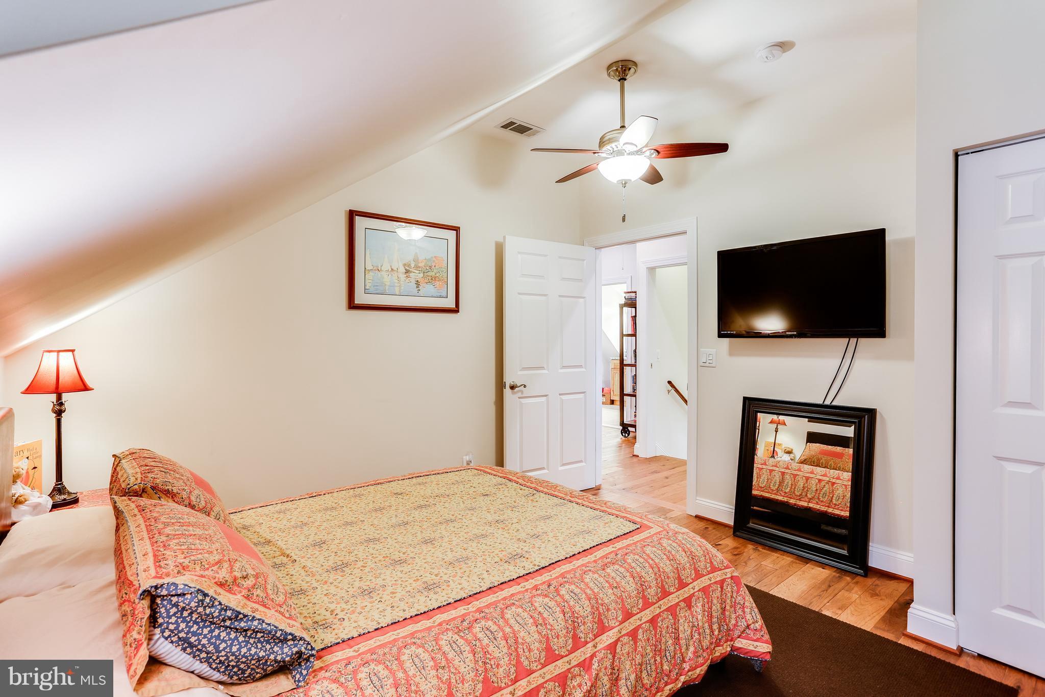 2208 Westridge Road Lutherville-Timonium, MD 21093 - Photo 14 of 28 Bedroom