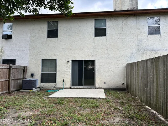 $1,600 | 1114 Romaine Circle West, Jacksonville, FL 32225