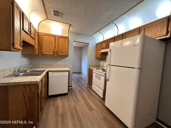 $1,575 | 1114 Romaine Circle West, Jacksonville, FL 32225