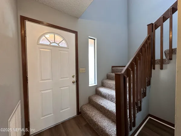 $1,575 | 1114 Romaine Circle West, Jacksonville, FL 32225